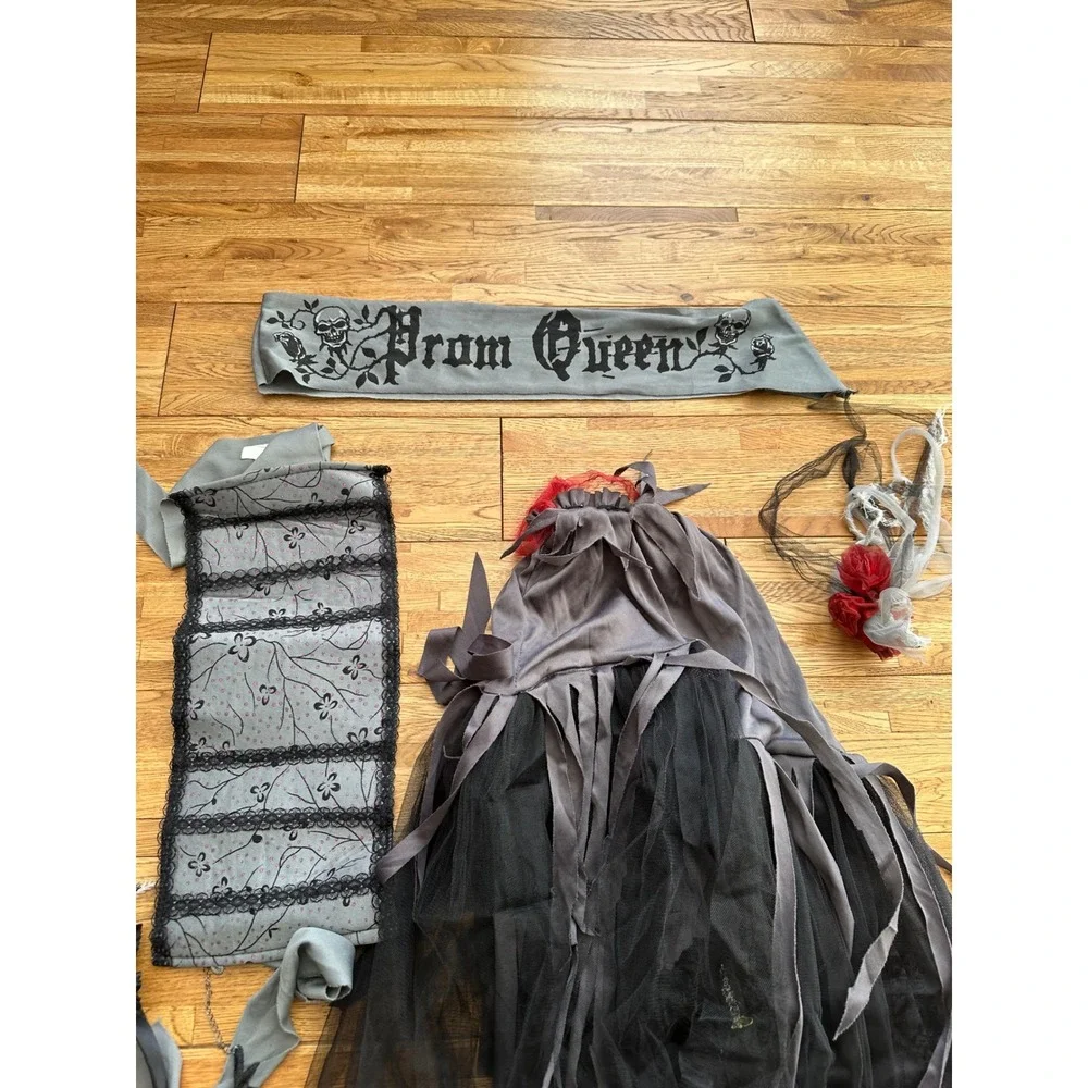 Deluxe Gothic Prom Queen Costume Child Sz Small Halloween Dress Sash Accessories